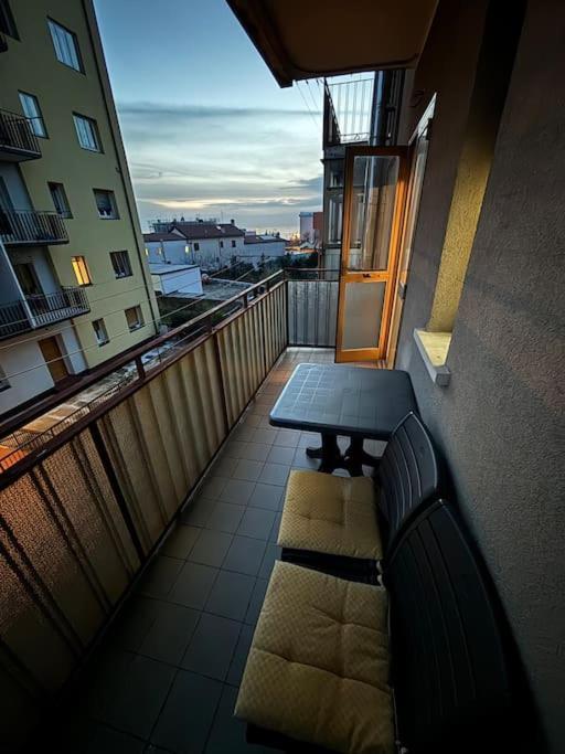 Netflix - Wi-Fi - “Fiume 19” - Trieste Exterior foto